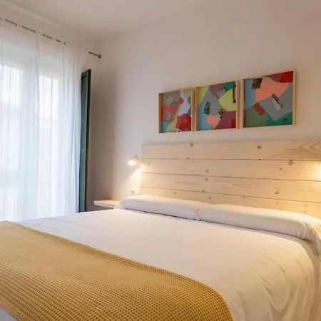 3 Arcs Hotel Besalu