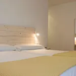 3 Arcs Hotel Besalú